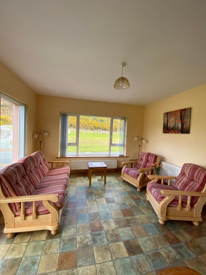 Heather Cottage, Creeslough Exterior photo