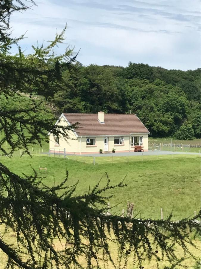 Heather Cottage, Creeslough Exterior photo
